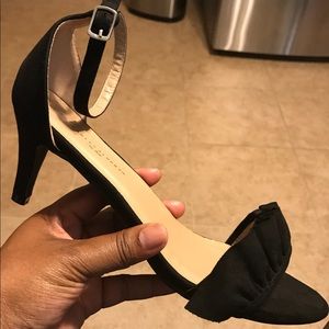 Black Sexy Kitten Heel Shoe